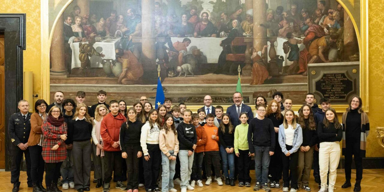 Da Fontana la delegazione del Consiglio Comunale dei Ragazzi di Villafranca