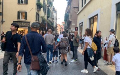 Giù le mani dal centro storico. Manifestazione contro la chiusura totale della ZTL