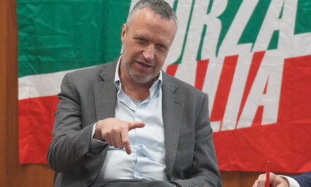 Forza Nord, Flavio Tosi dà il via domenica alla corrente nordista di Forza Italia