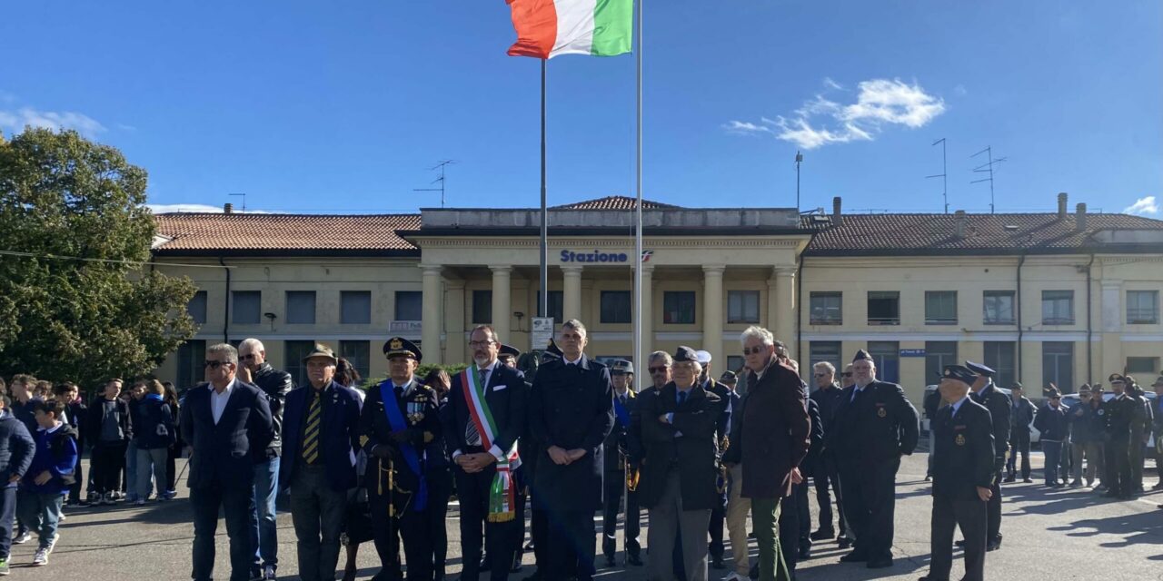 Villafranca. Un grande corteo per celebrare il 4 Novembre, Giorno dell’Unità Nazionale e delle Forze Armate.