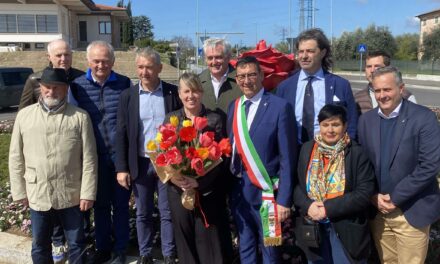 Bussolengo. Inaugurata la nuova rotonda all’incrocio di via Pastrengo, via Roma e via San Isidoro 