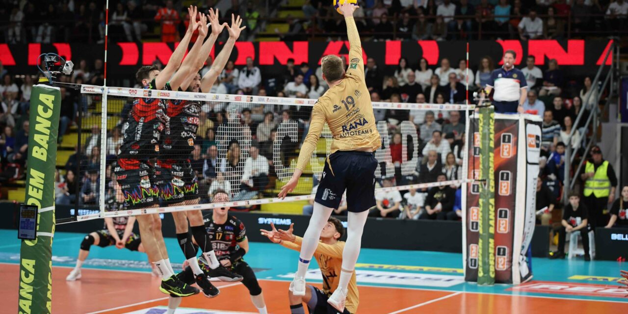 Rana Verona sfiora un’impresa da urlo. Gli scaligeri perdono solo al tiebreak contro Perugia e vengono eliminati dai playoff