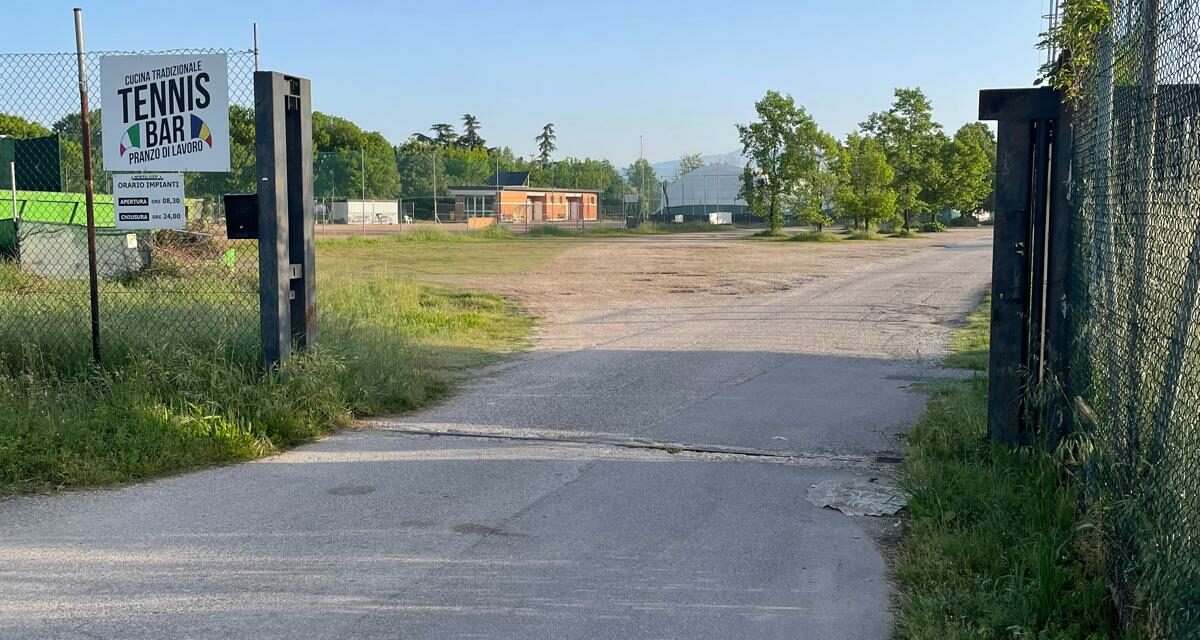 Giovedì 2 maggio partono i lavori al parcheggio degli impianti sportivi di Villafranca