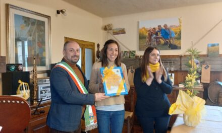 Castelnuovo, il sindaco premia Maria Gioia Cinquetti