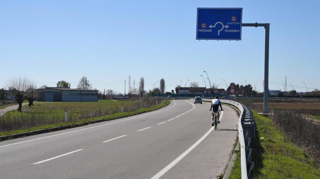 Grezzanella. Martedi il passaggio in consiglio comunale a Villafranca. Giovedì a Povegliano. Poi la palla passa a Veneto Strade per la realizzazione