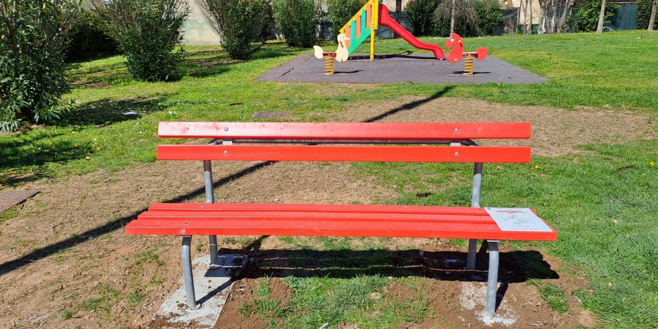 Castelnuovo. Staffetta tra le panchine rosse sul territorio comunale