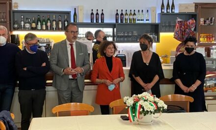 Dopo una lunga attesa, inaugurato il nuovo bar al Centro sociale Auser